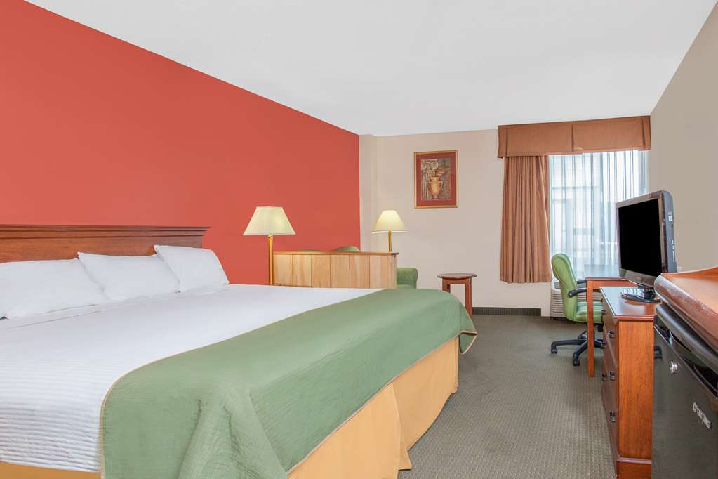 Days & By Wyndham Mt Pleasant 2* Mount Pleasant