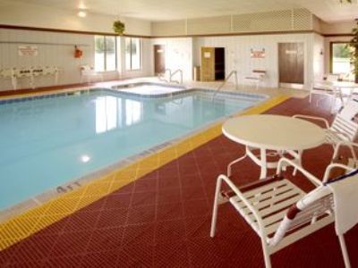 Hotel Days & By Wyndham Mt Pleasant 2*