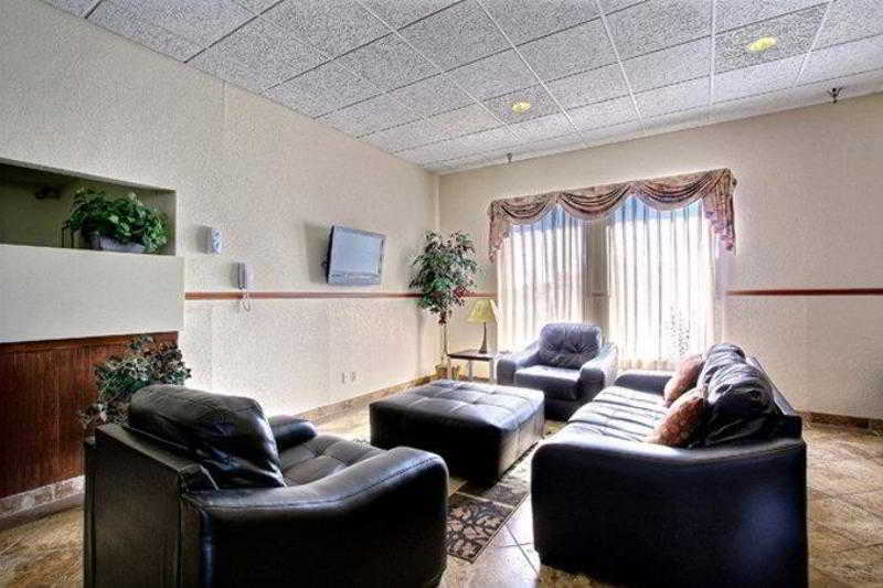 Days & By Wyndham Mt Pleasant Hotel Mount Pleasant